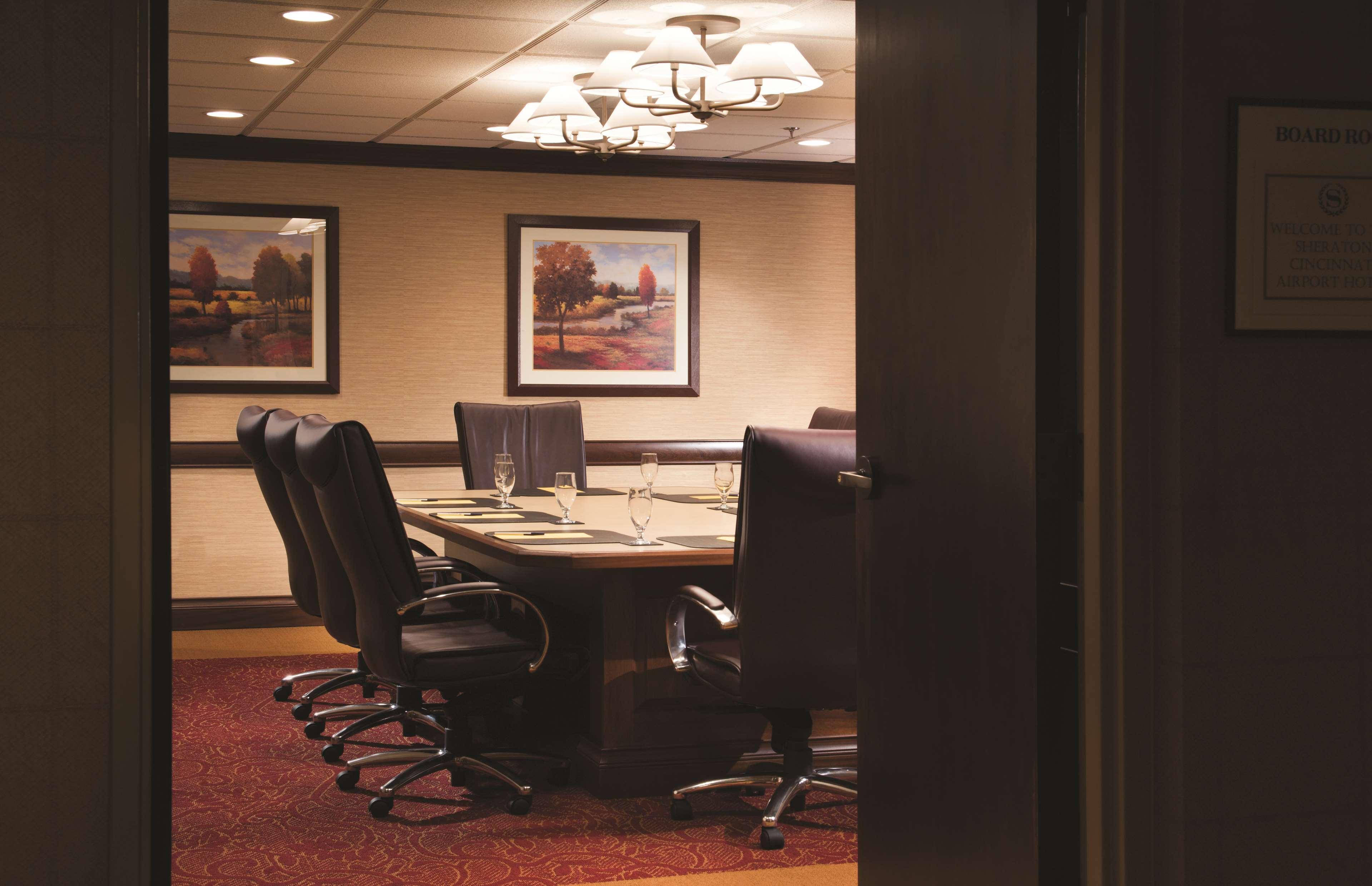 Hebron Doubletree By Hilton Cincinnati Airport מתקנים תמונה