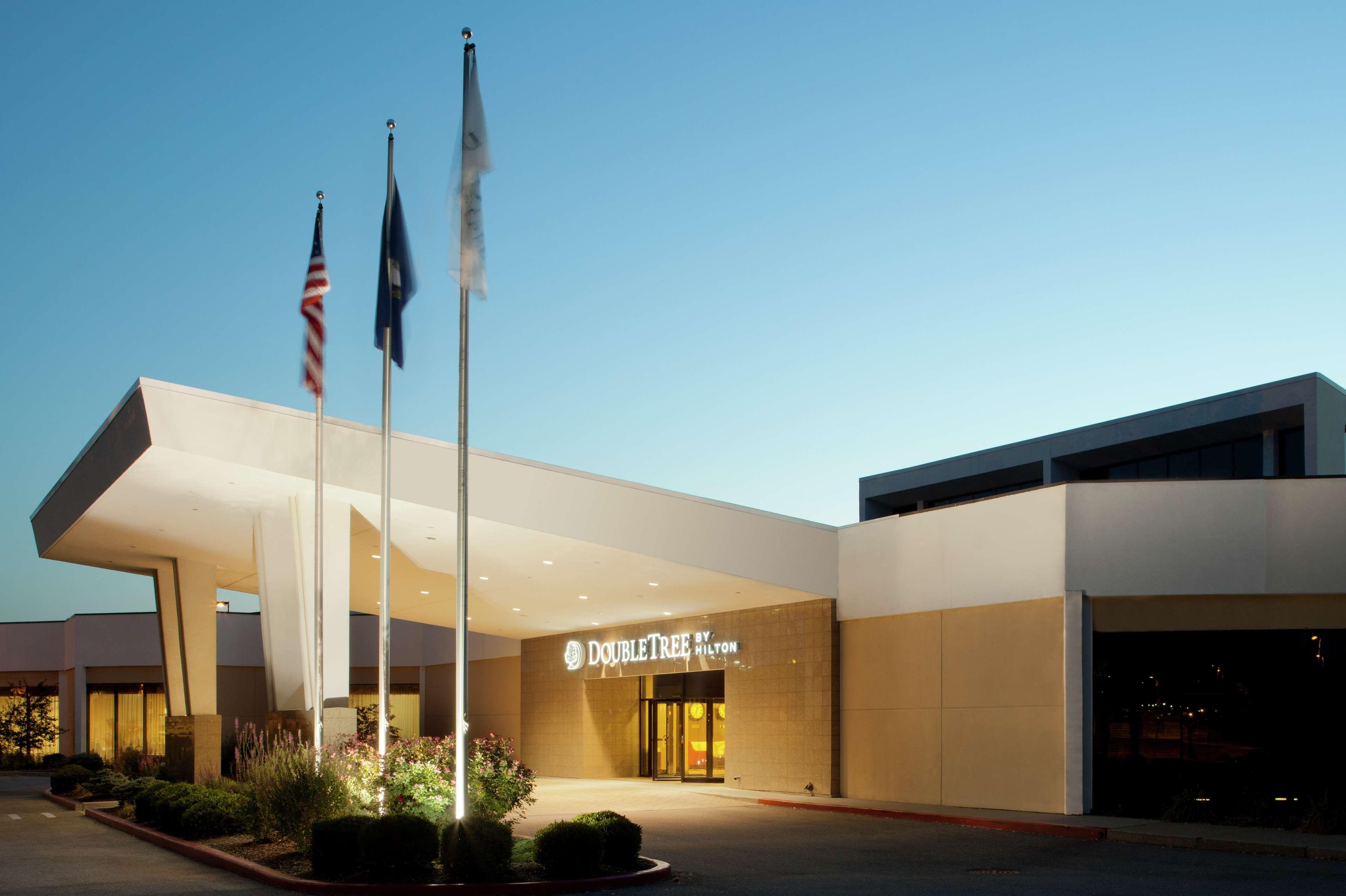 Hebron Doubletree By Hilton Cincinnati Airport מראה חיצוני תמונה