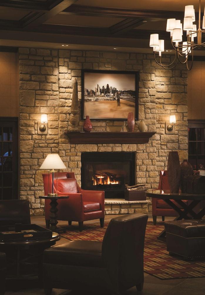 Hebron Doubletree By Hilton Cincinnati Airport מראה חיצוני תמונה