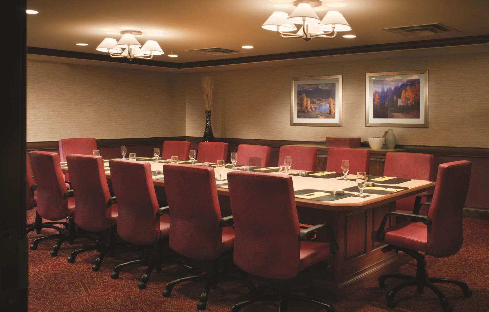 Hebron Doubletree By Hilton Cincinnati Airport מראה חיצוני תמונה