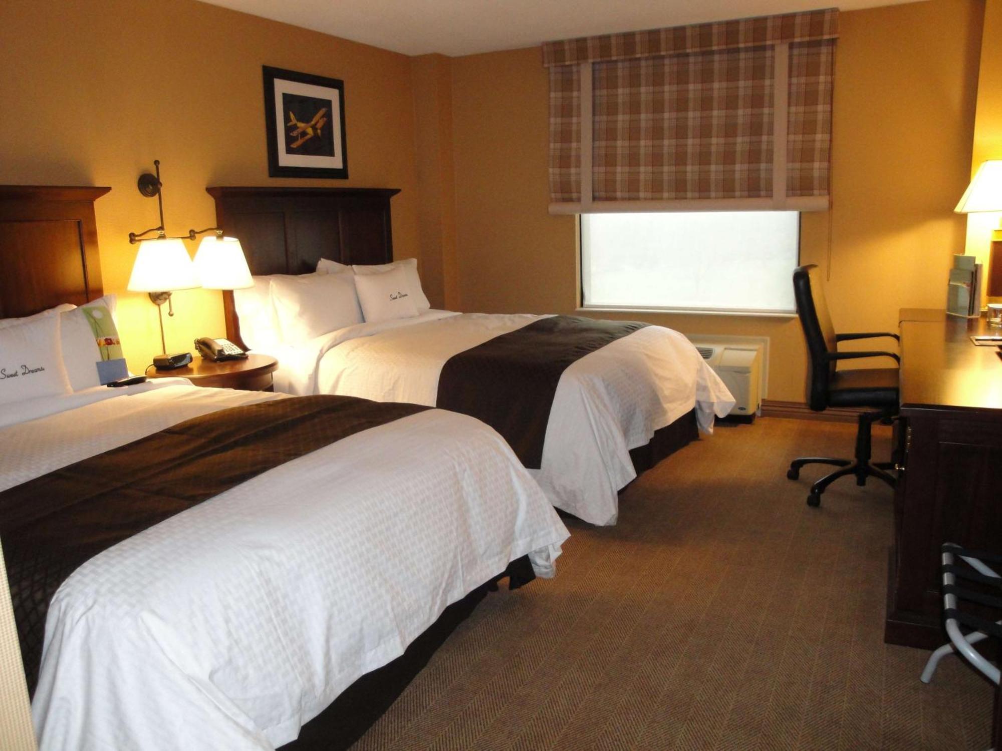 Hebron Doubletree By Hilton Cincinnati Airport מראה חיצוני תמונה